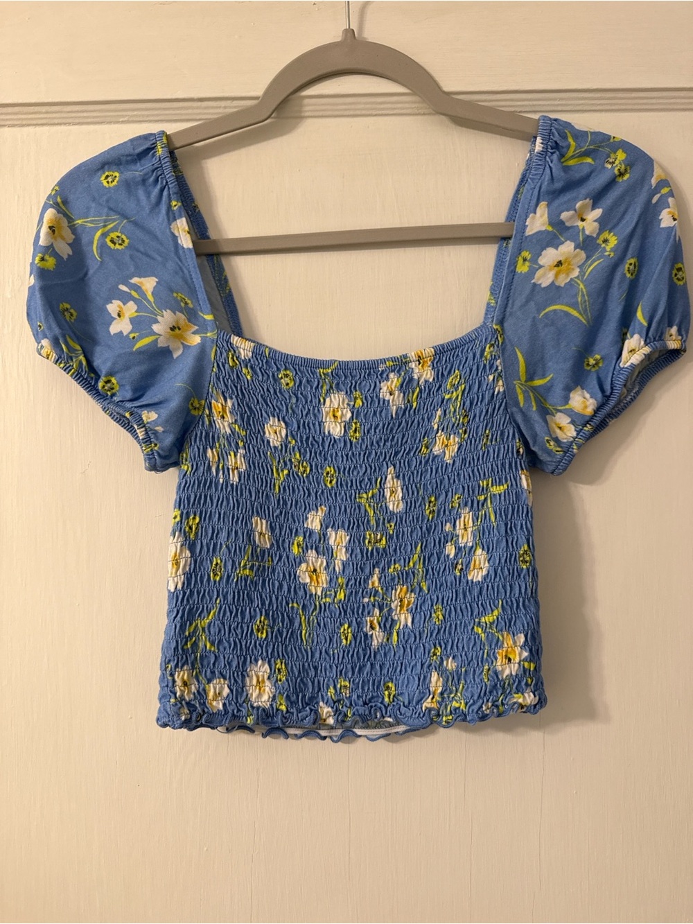 French Connection Blue Floral Smocked Puff Sleeve Crop Top